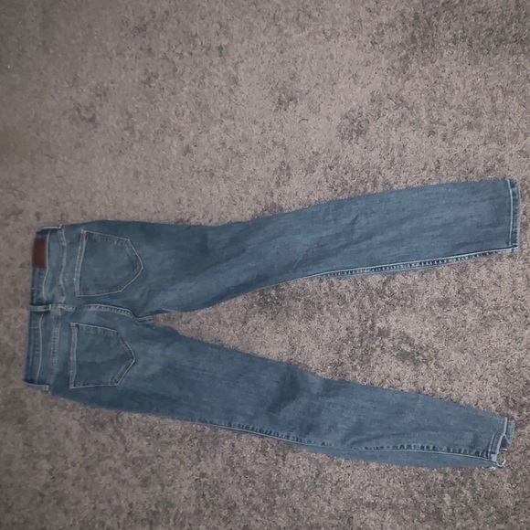 Hollister Jeans - Picture 2 of 4